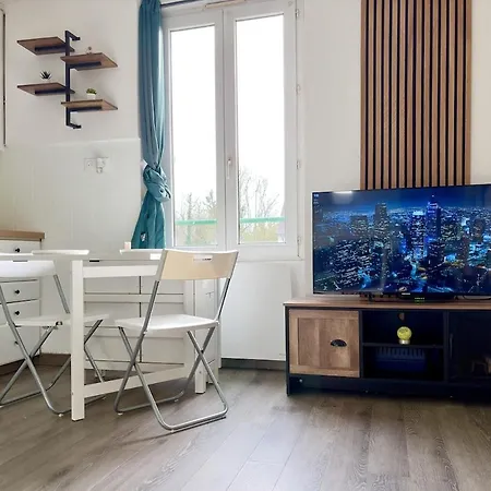 Apartment Cocon Lumineux - Proche Gare Rer D, Centre-ville, Aeroport Orly
